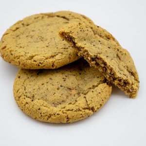 Cookie arabica et éclats de caramel au beurre salé