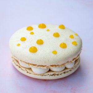 Fanny - Le macaron passion et coco
